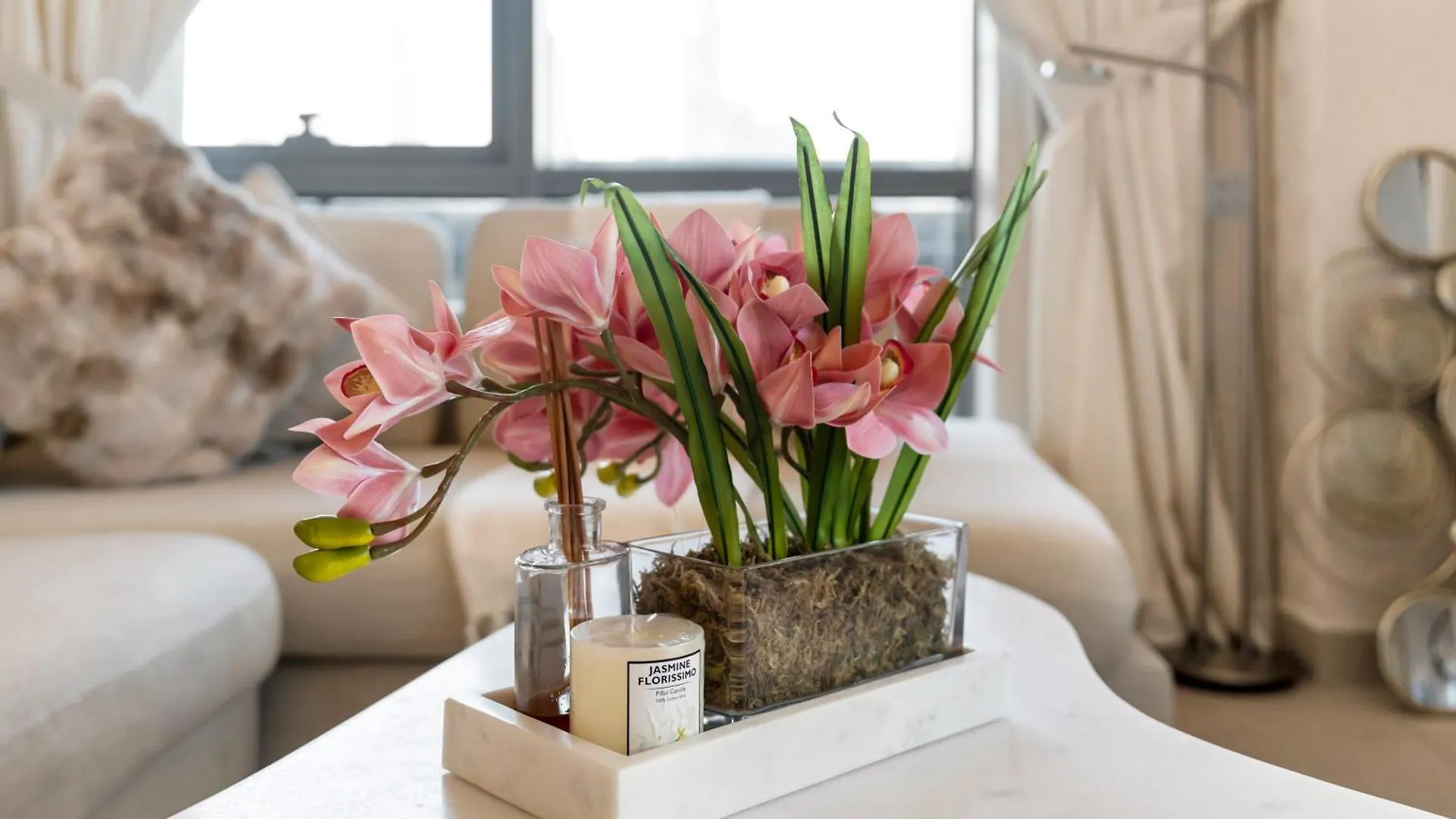 Elegant 1 Bedroom Apartment I Burj Khalifa & Fountain Views I Free Gym, Pool, Wi-Fi, Parking & Ps5 I By Skyline Serenity Dubai 0*,  United Arab Emirates
